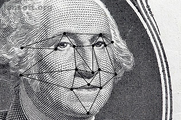 Le visage du président sur un billet d'un dollar avec des modèles de reconnaissance faciale cartographiés