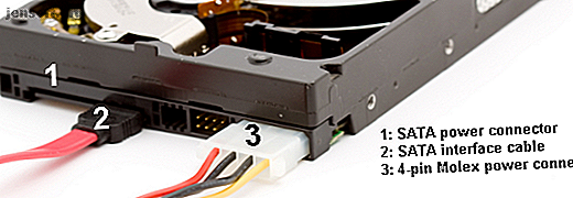 Ceci est une image d'un lecteur de disque dur SATA avec un connecteur Molex et un câble SATA
