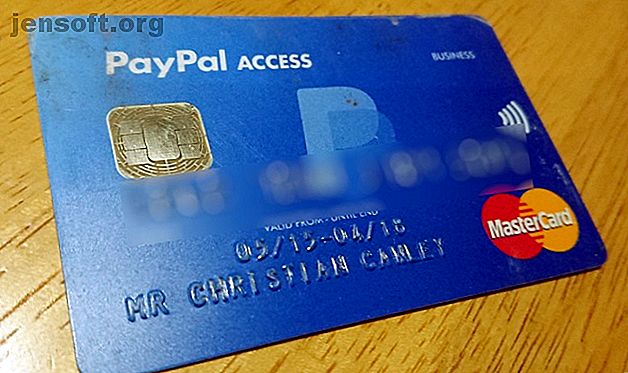 Ναι, μπορείτε να χρησιμοποιήσετε το PayPal στο Amazon (και σε άλλα ηλεκτρονικά καταστήματα) χρησιμοποιώντας δύο απλά κόλπα: μια κάρτα πρόσβασης PayPal και τις κάρτες δώρων Amazon.