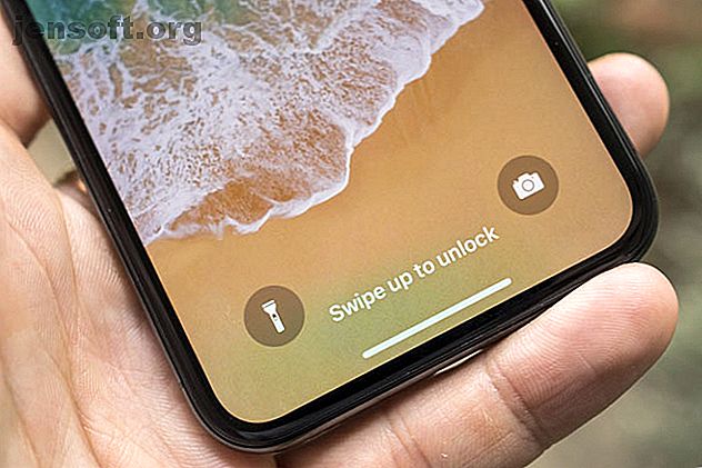 Wenn sich Ihr iPhone nicht aufladen lässt, ist Ihr Lightning-Anschluss wahrscheinlich verschmutzt.  So können Sie Ihren iPhone-Ladeanschluss einfach reinigen.