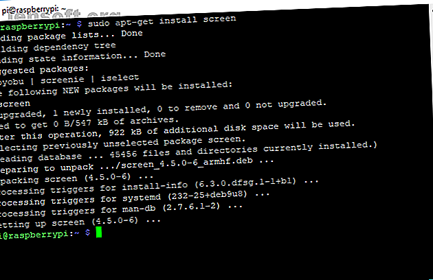 Vous voulez maximiser votre productivité en ligne de commande?  GNU Screen facilite l’exécution de plusieurs sessions de terminal.