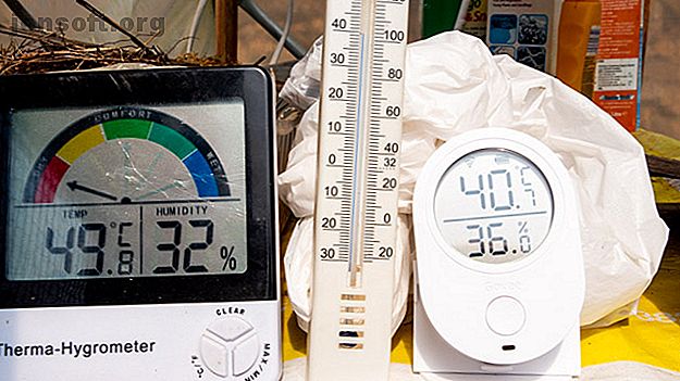 Comparaison entre le moniteur de température et d'humidité et le thermomètre à mercure