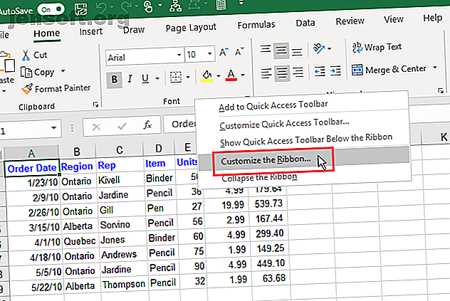 Sélectionnez Personnaliser le ruban dans le menu contextuel du ruban Excel.