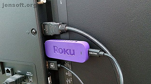 Roku TV se branche sur le port HDMI